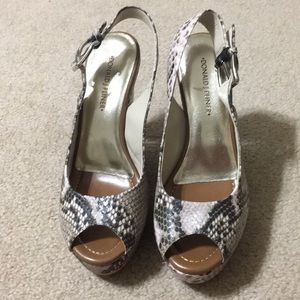 Donald pliner hi heeled sandal’s